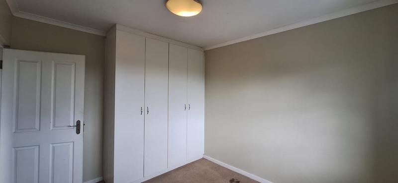 2 Bedroom Property for Sale in Whispering Pines Western Cape